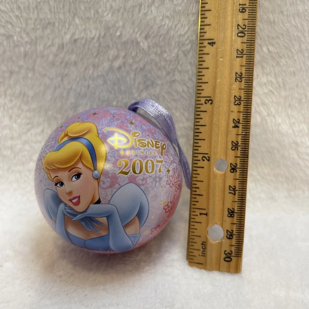 Disney Princess Cinderella Belle 2007‎ Holiday Christmas Tree Ornament